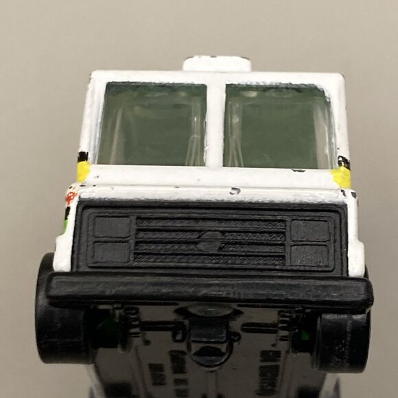 1983 Hot Wheels FOOD TRUCK Van Jamaica RASTA Fruit & Veggies VINTAGE TOY Mattel - Picture 9 of 9